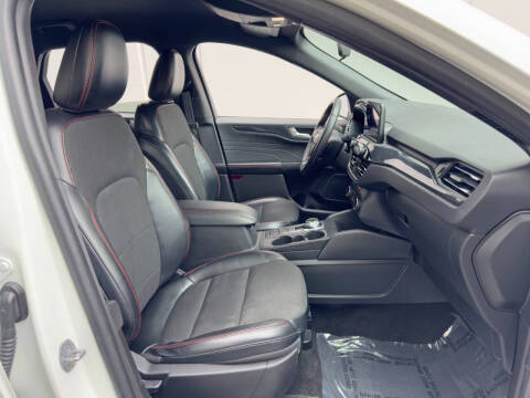 2024 Ford Escape Hybrid ST-Line Select