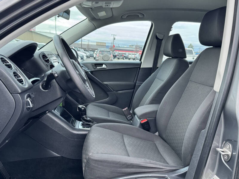 2012 Volkswagen Tiguan S