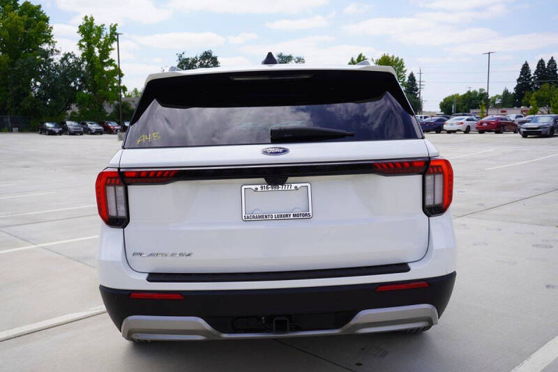 2025 Ford Explorer Platinum