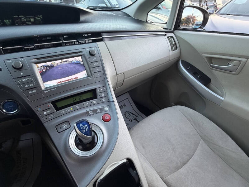 2014 Toyota Prius Two