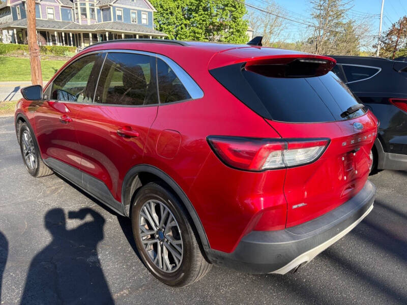 2020 Ford Escape SEL