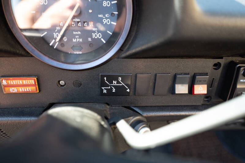 1977 Volkswagen Super Beetle