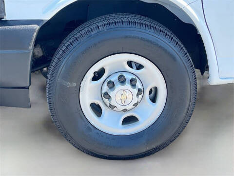 2024 Chevrolet Express 2500