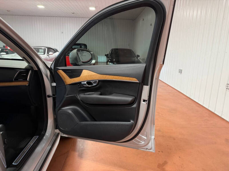 2022 Volvo XC90 Recharge T8 Inscription Expression 6P