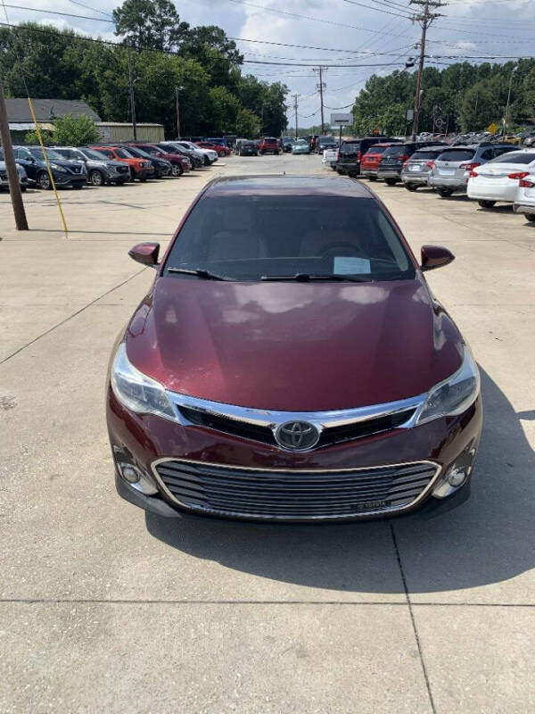 2013 Toyota Avalon Limited's photo