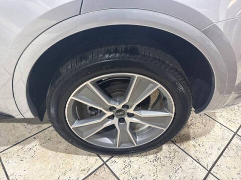 2025 Audi Q5 quattro S line Premium 45 TFSI