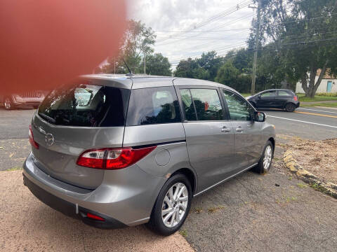 2013 Mazda MAZDA5 Sport