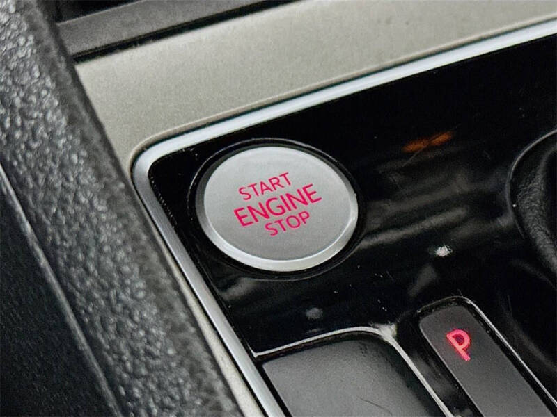 2022 Volkswagen Passat SE