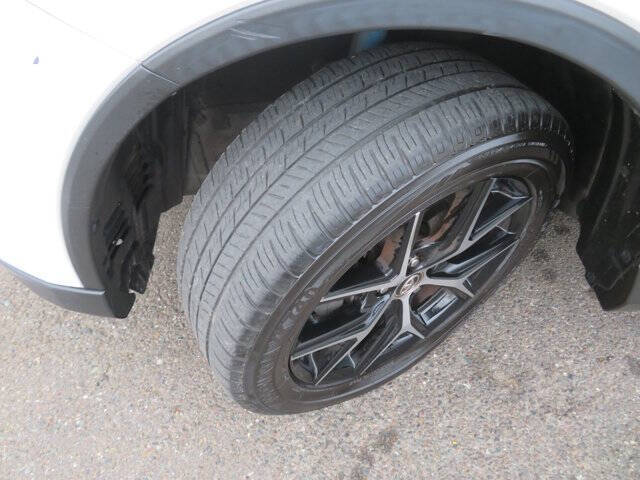 2017 Toyota RAV4 SE