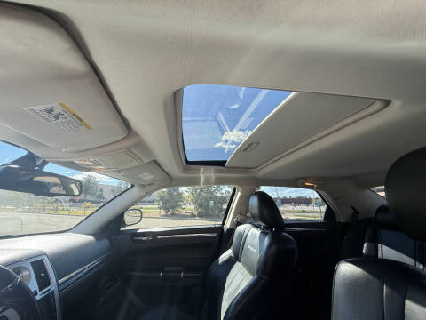 2009 Chrysler 300 SRT-8