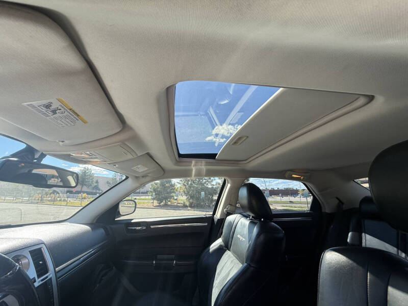 2009 Chrysler 300 SRT-8