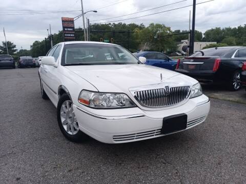2008 Lincoln Town Car for sale at Cap City Motors in Columbus OH