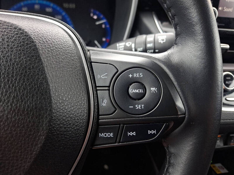 2022 Toyota Corolla Cross XLE