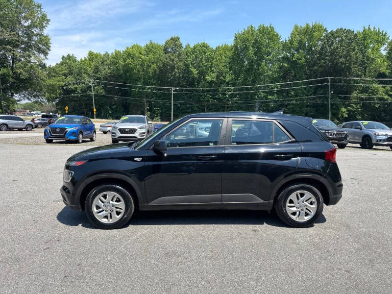2021 Hyundai Venue SE