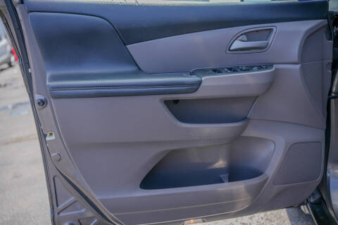 2011 Honda Odyssey EX-L w/DVD