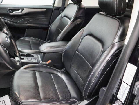 2022 Ford Escape Hybrid SEL