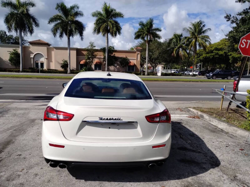 2017 Maserati Ghibli