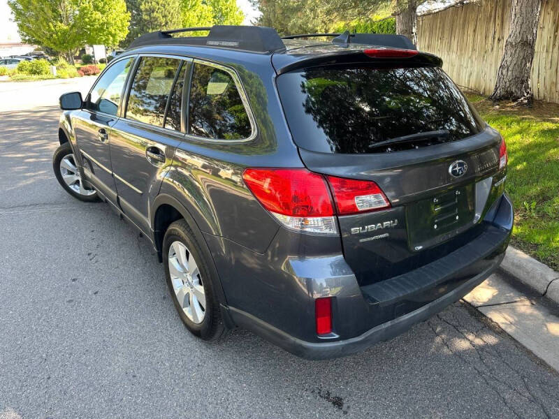 Image 5 of 2012 Subaru Outback 2.5i Limited