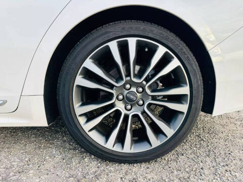 2018 Lincoln Continental Select