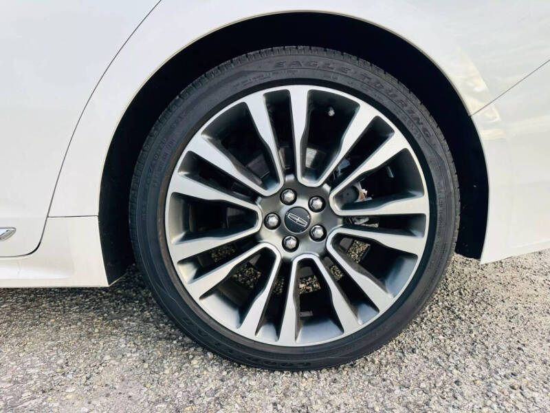 2018 Lincoln Continental Select