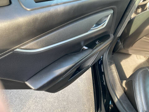 2017 Cadillac XTS Pro Livery