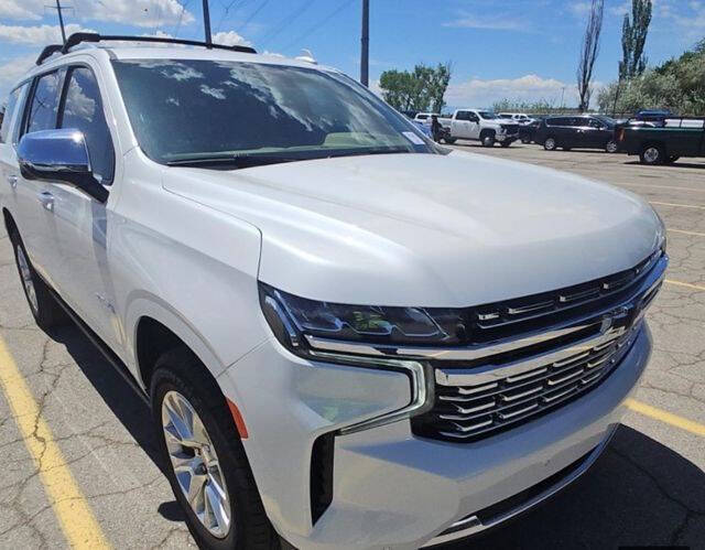 Used 2024 Chevrolet Tahoe Premier with VIN 1GNSKSKT8RR189017 for sale in Bloomington, IL