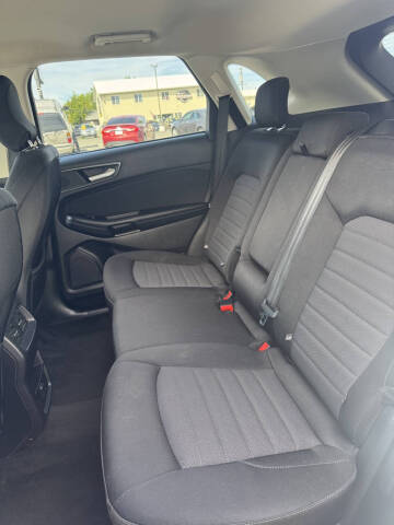 2017 Ford Edge SE