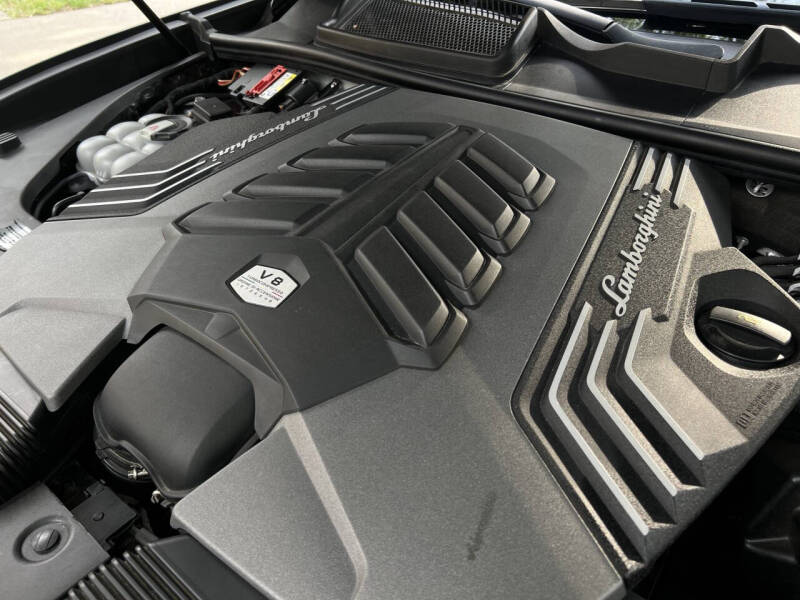 2019 Lamborghini Urus