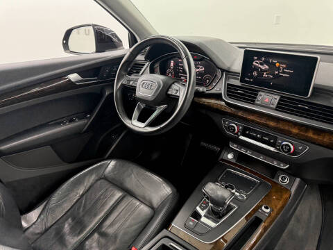 2018 Audi Q5 2.0T quattro Premium Plus