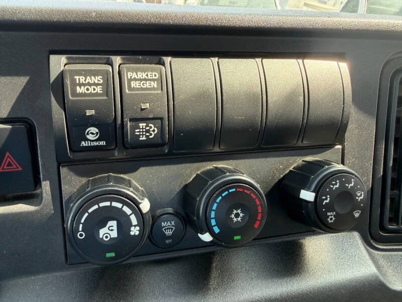 2020 International MV607