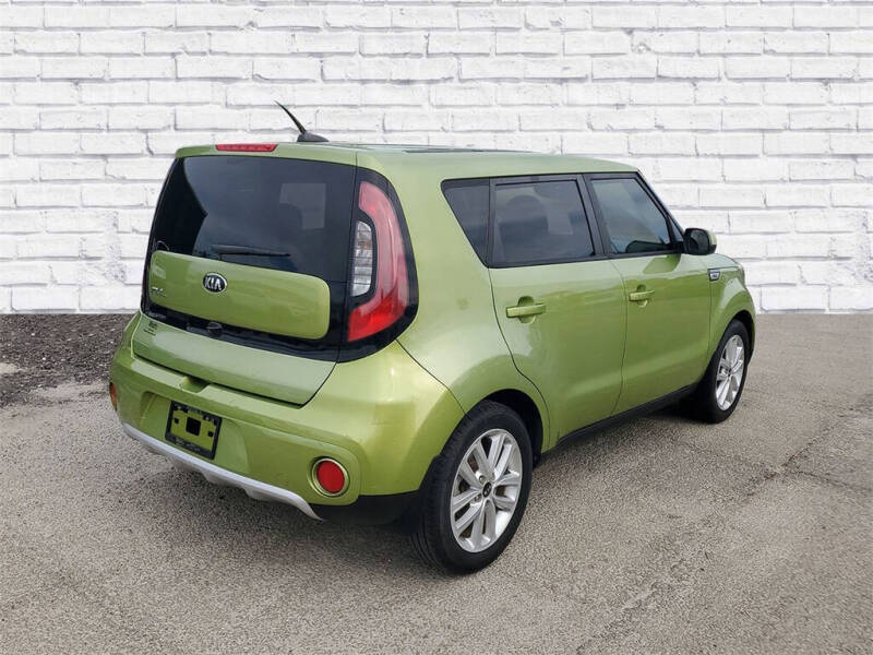 2017 Kia Soul +