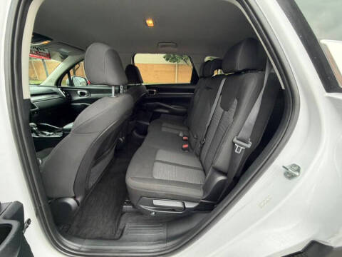 2022 Kia Sorento LX