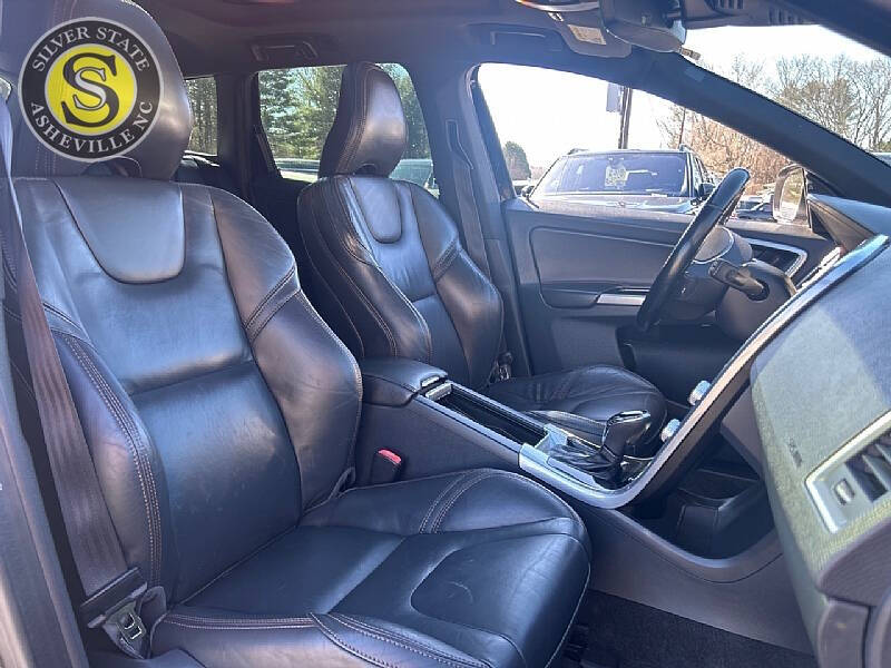 2015 Volvo XC60 T5 Drive-E Platinum