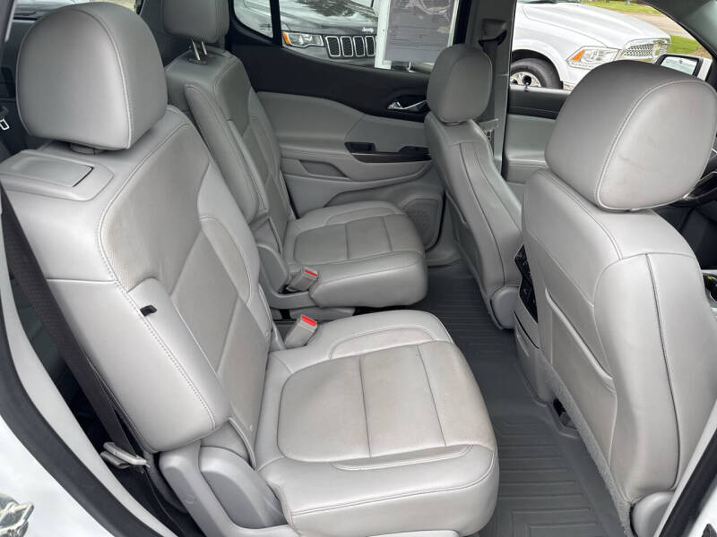 2020 GMC Acadia SLT