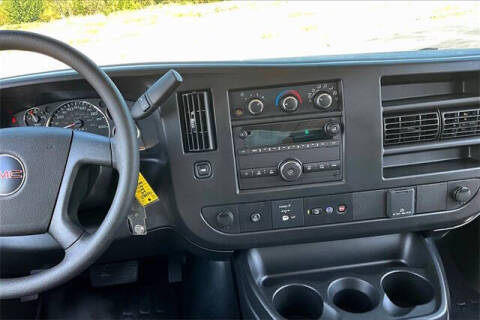 2025 GMC Savana 3500