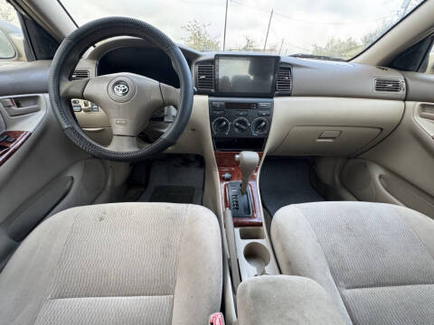 2005 Toyota Corolla LE