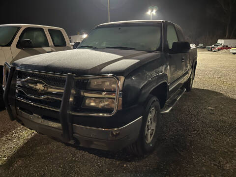 2005 Chevrolet Silverado 1500 for sale at A & B AUTO SALES in Chillicothe MO