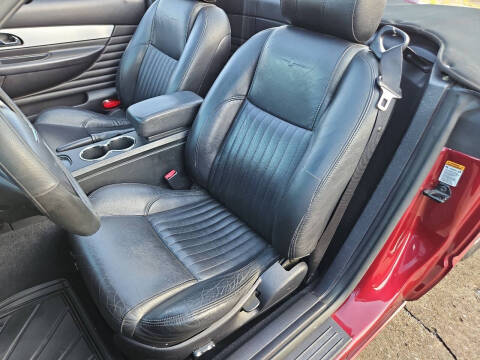 2004 Ford Thunderbird Deluxe