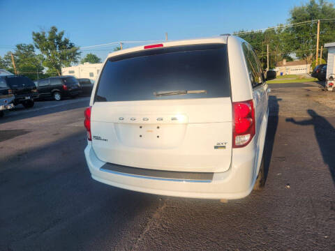 2016 Dodge Grand Caravan SXT