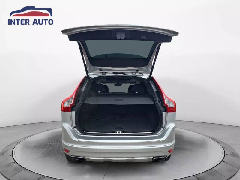 2015 Volvo XC60 T6 Drive-E Platinum