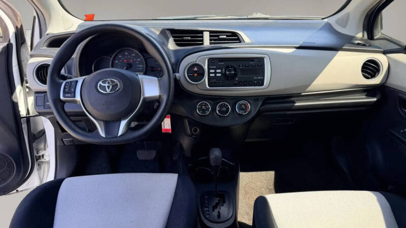 2012 Toyota Yaris