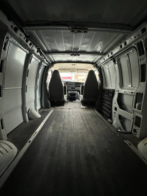 2016 Chevrolet Express 2500