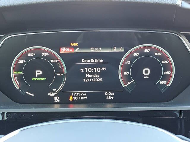 2024 Audi Q8 e-tron quattro Prestige