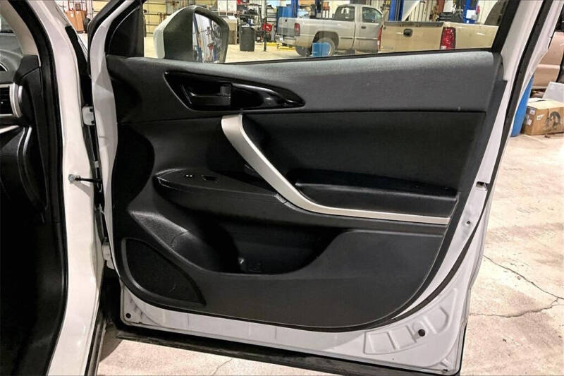 2019 Mitsubishi Eclipse Cross ES