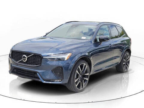 2024 Volvo XC60 B5 Ultimate Dark Theme