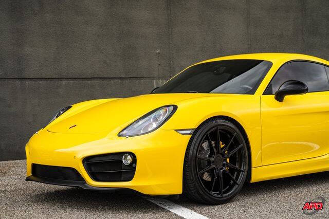 2016 Porsche Cayman