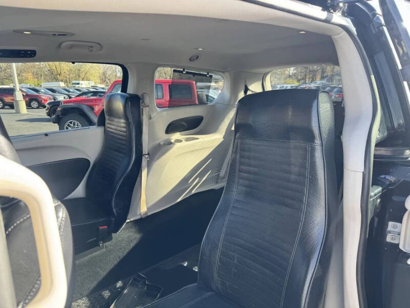 2019 Chrysler Pacifica Touring L