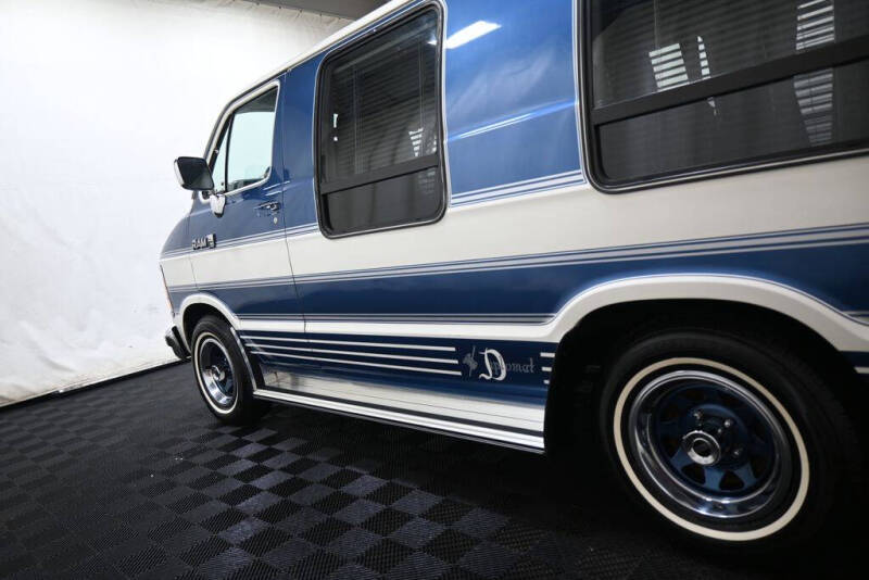 1987 Dodge Ram Van B150