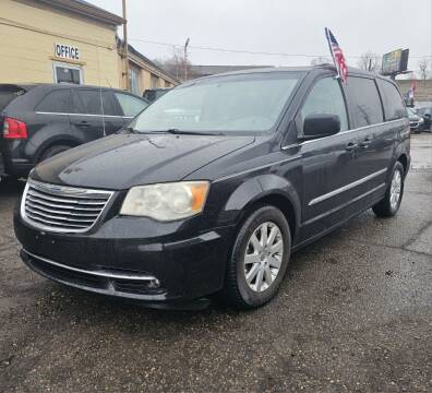 2014 Chrysler Town and Country for sale at Prunto Motor Inc. in Dearborn MI