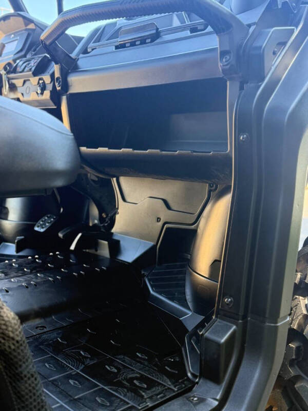 2025 Can-Am Defender Max XT HD10